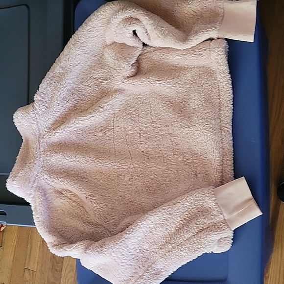 Calvin Klein Performance Jacket - Picture 5 of 5